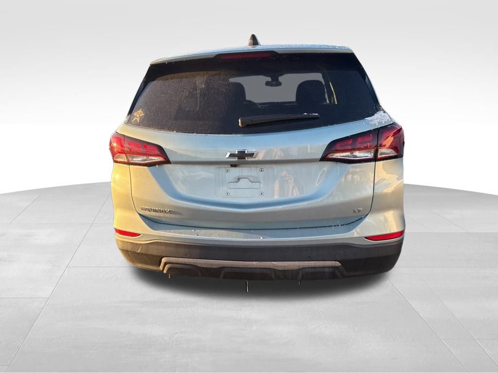 Used 2022 Chevrolet Equinox LT image 3