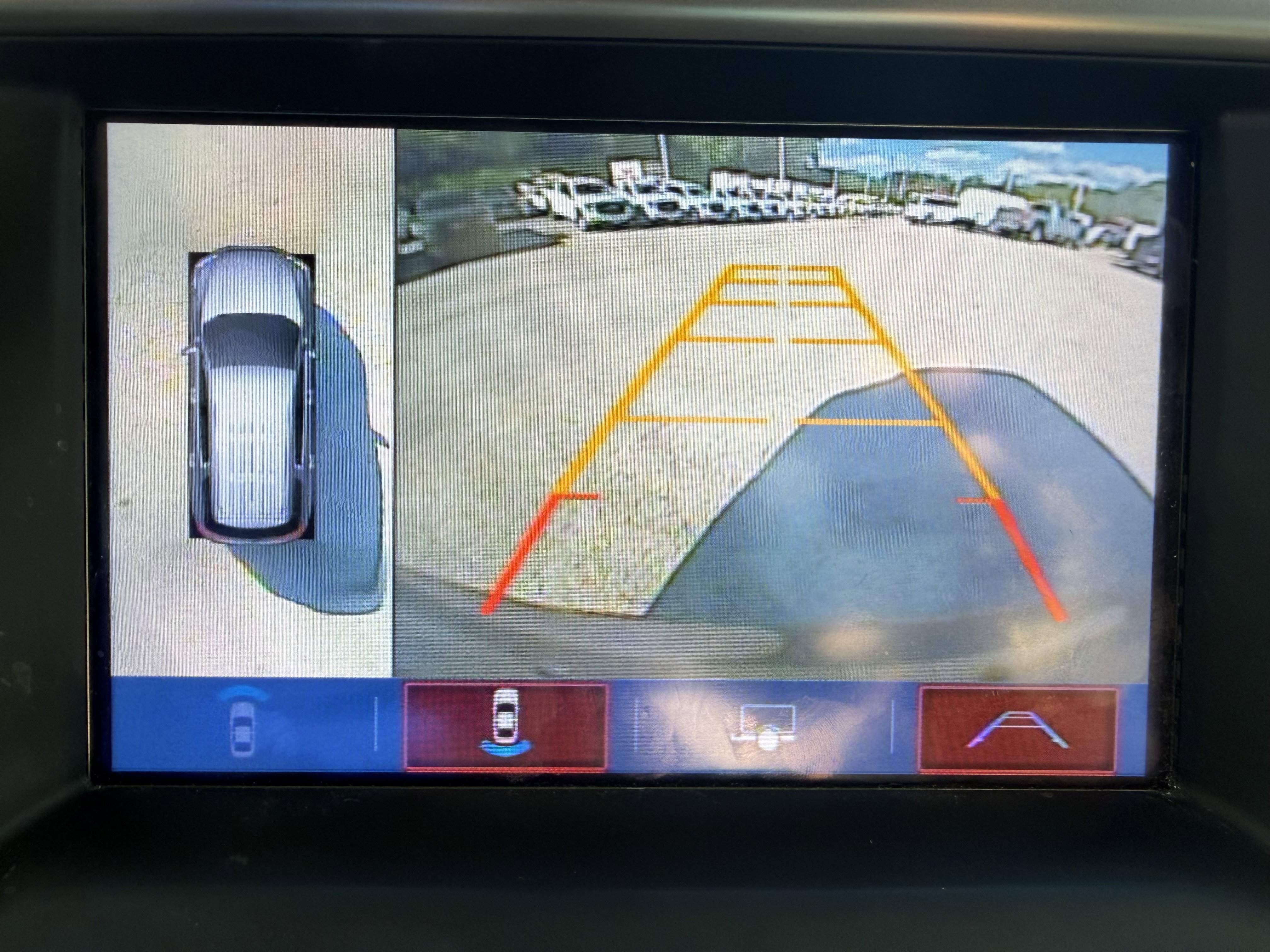 Used 2017 GMC Acadia Denali w/ Technology Package FWD image 19