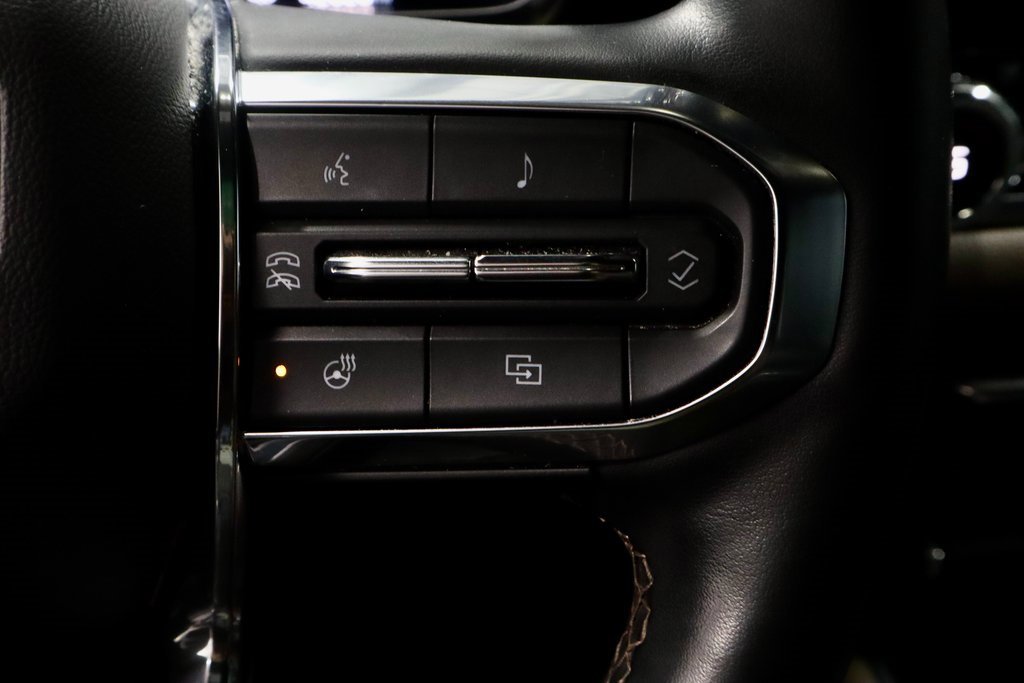 Used 2023 GMC Canyon Denali image 29