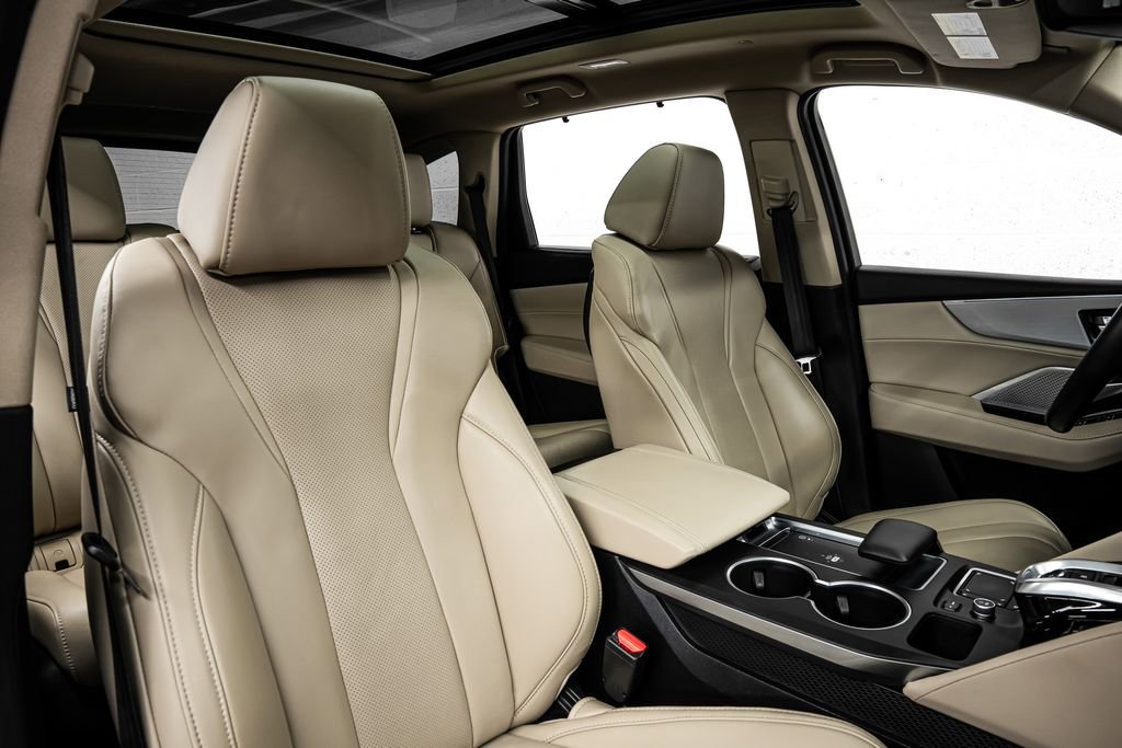 Certified 2023 Acura MDX FWD w/ Technology Package image 29