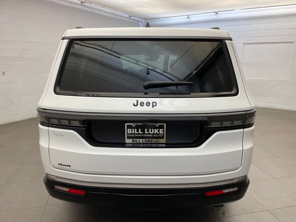 New 2026 Jeep Grand Wagoneer Limited AWD/4WD image 5