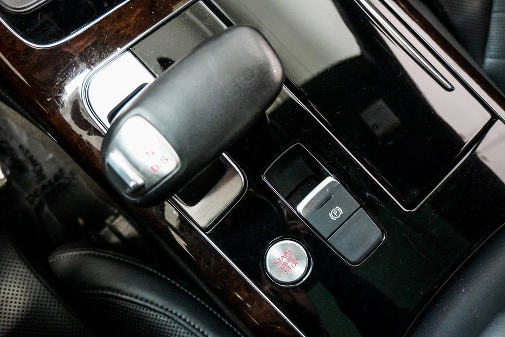 Used 2017 Audi A8 L 4.0T w/ Driver Assistance Package image 32