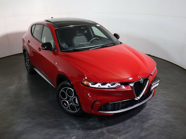 Used 2024 Alfa Romeo Tonale Ti AWD/4WD image 7