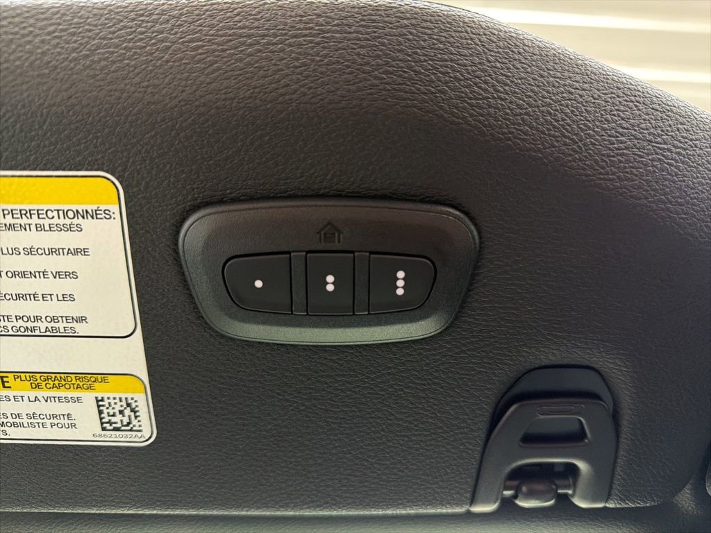 New 2026 Jeep Wrangler Unlimited Sahara AWD/4WD image 49