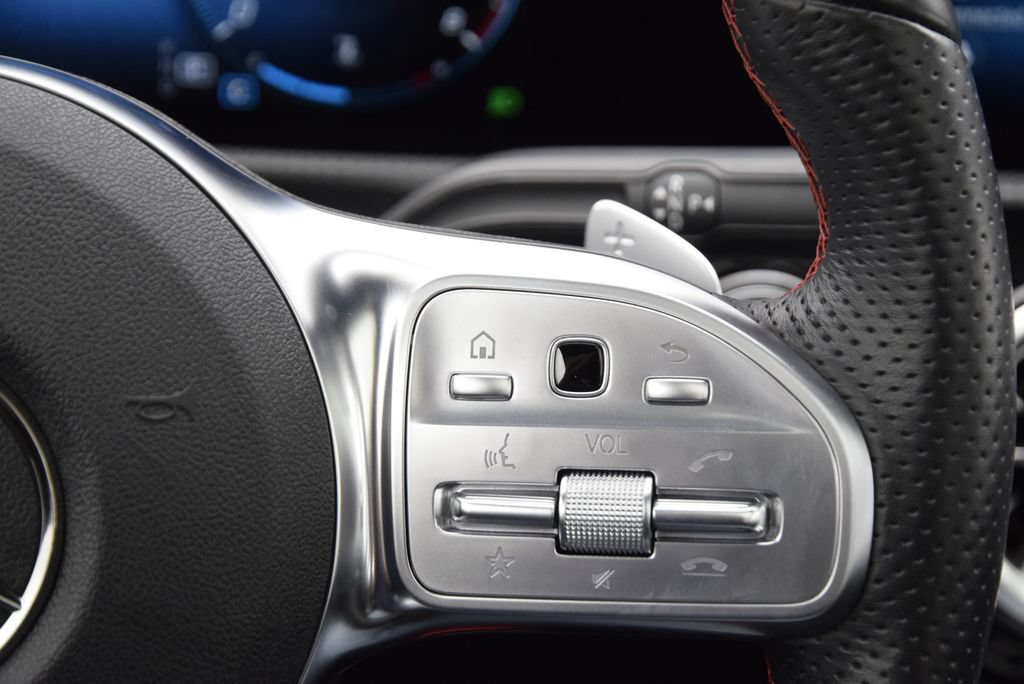 Used 2023 Mercedes-Benz CLA 250 image 25