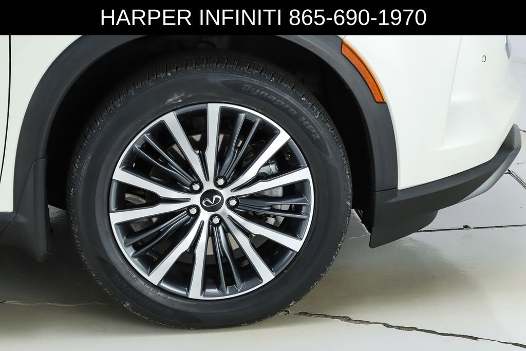 Used 2023 INFINITI QX60 Sensory w/ Vision Package FWD image 15