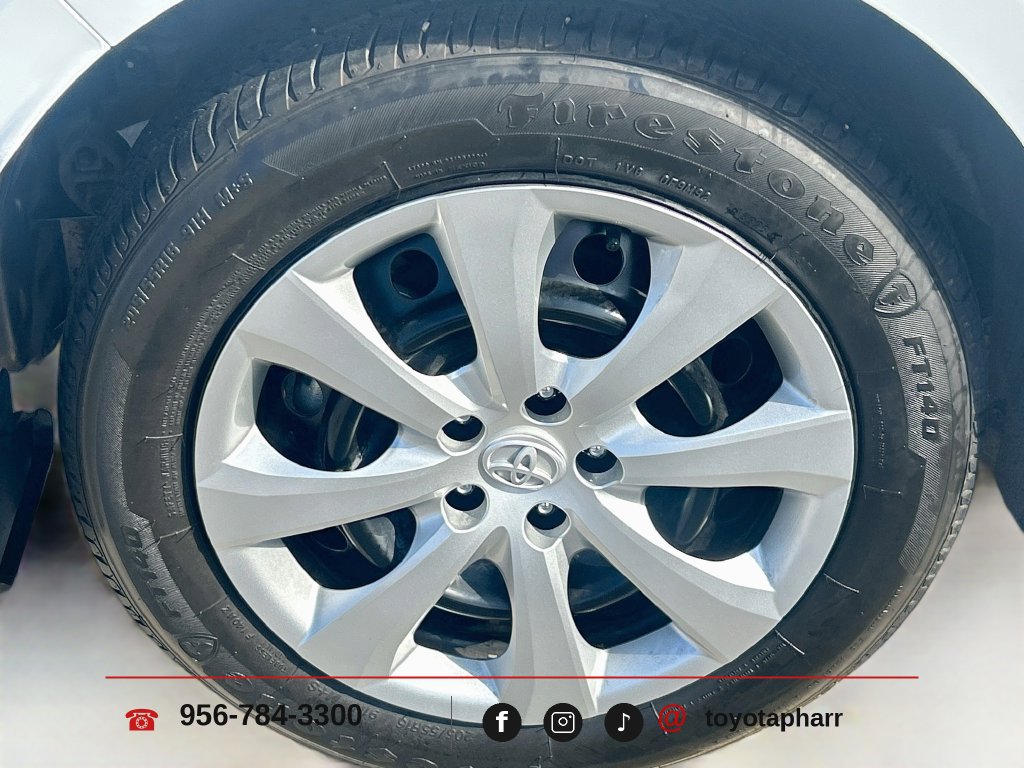 Used 2026 Toyota Corolla LE FWD image 28