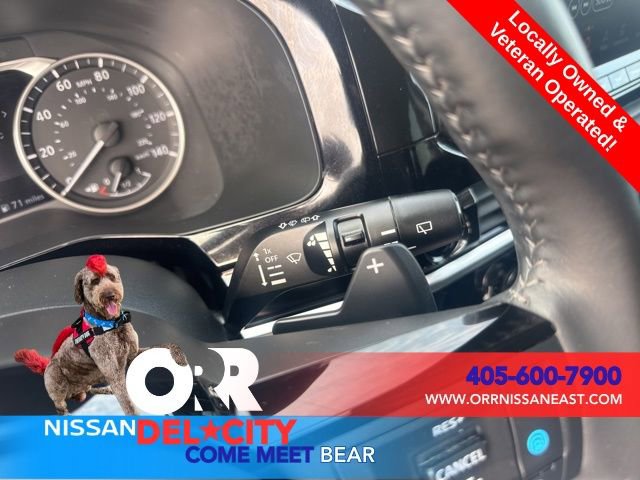 Used 2025 Nissan Pathfinder SL image 19
