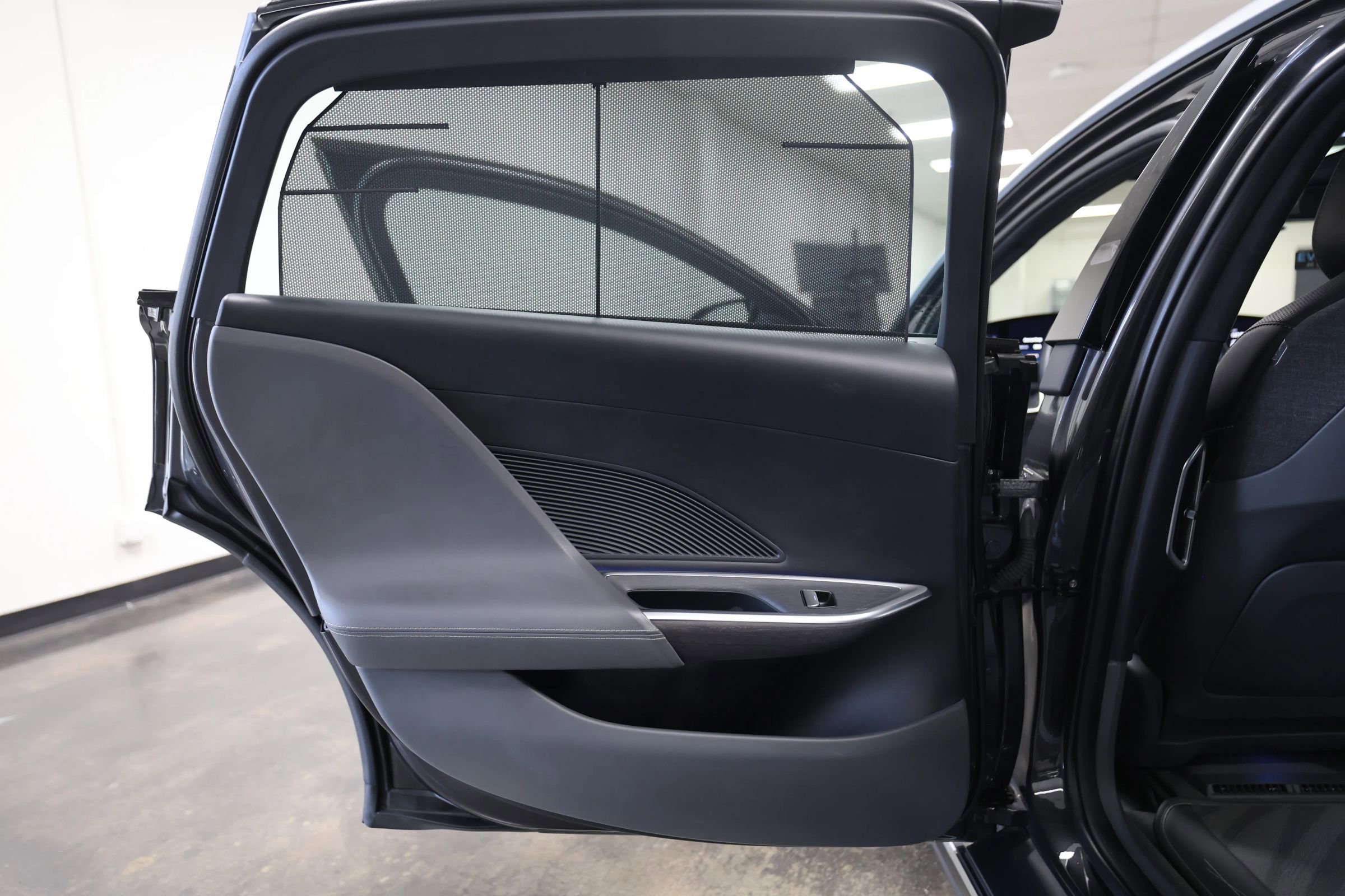 Used 2022 Lucid Air Grand Touring image 46