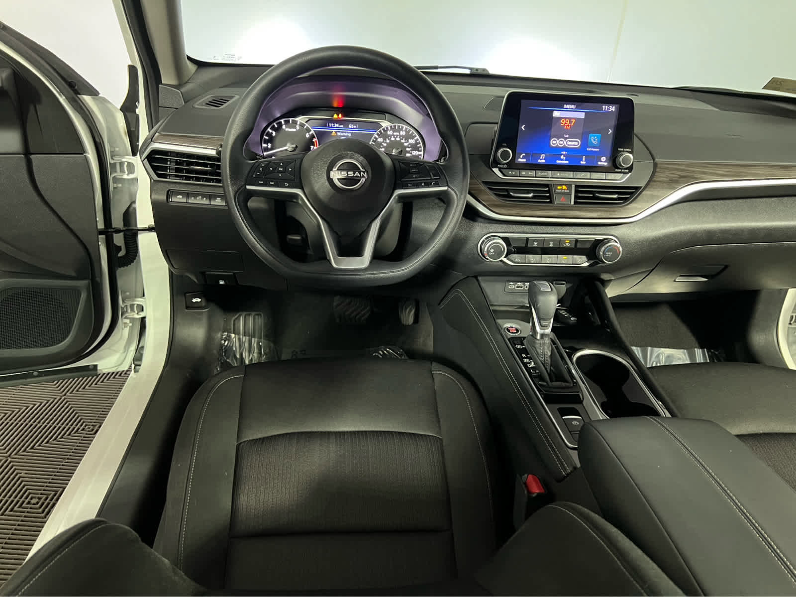 Certified 2023 Nissan Altima 2.5 SV AWD/4WD image 14