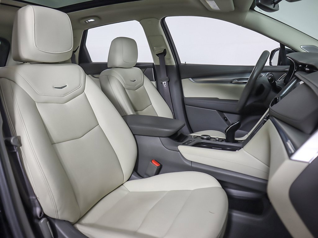 Used 2022 Cadillac XT5 Premium Luxury image 33