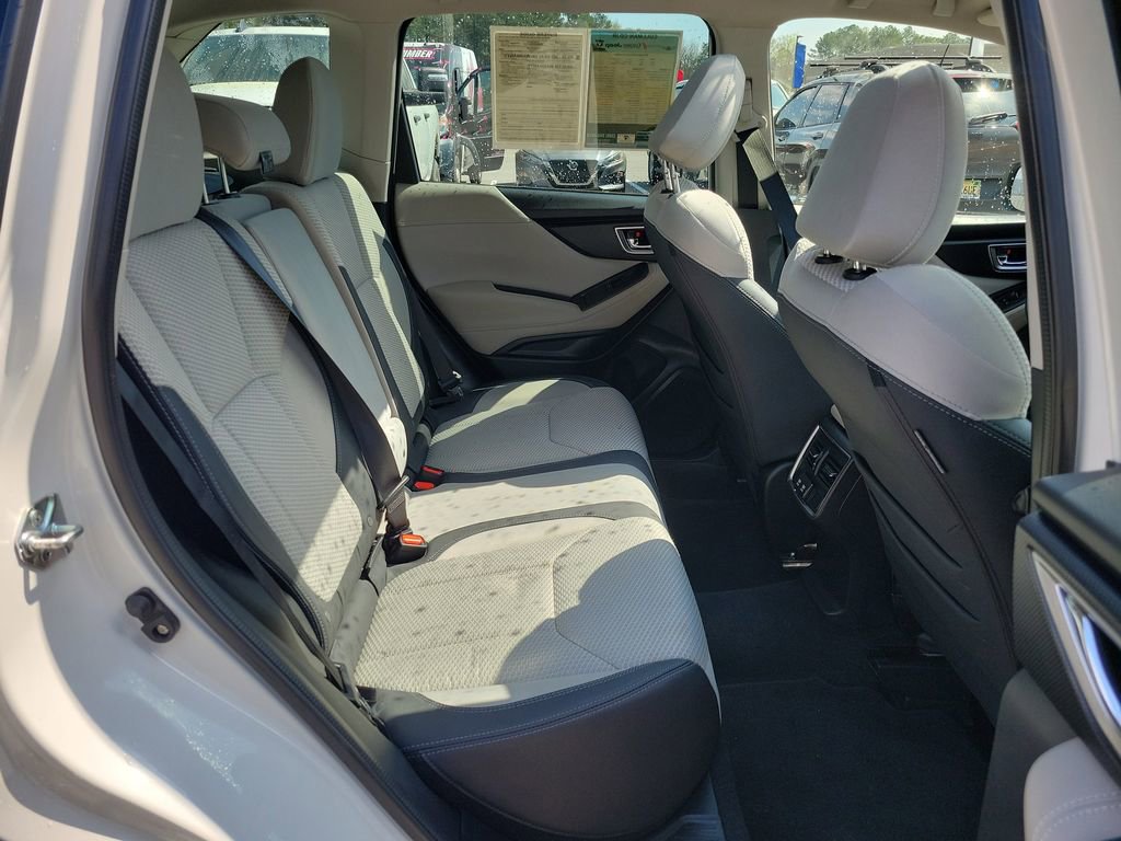 Used 2023 Subaru Forester Premium image 38