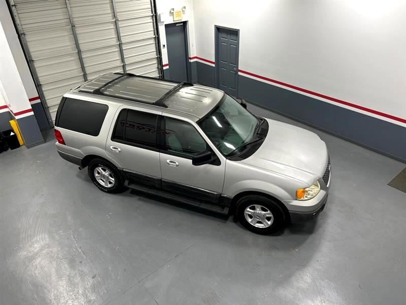 Used 2003 Ford Expedition XLT image 17