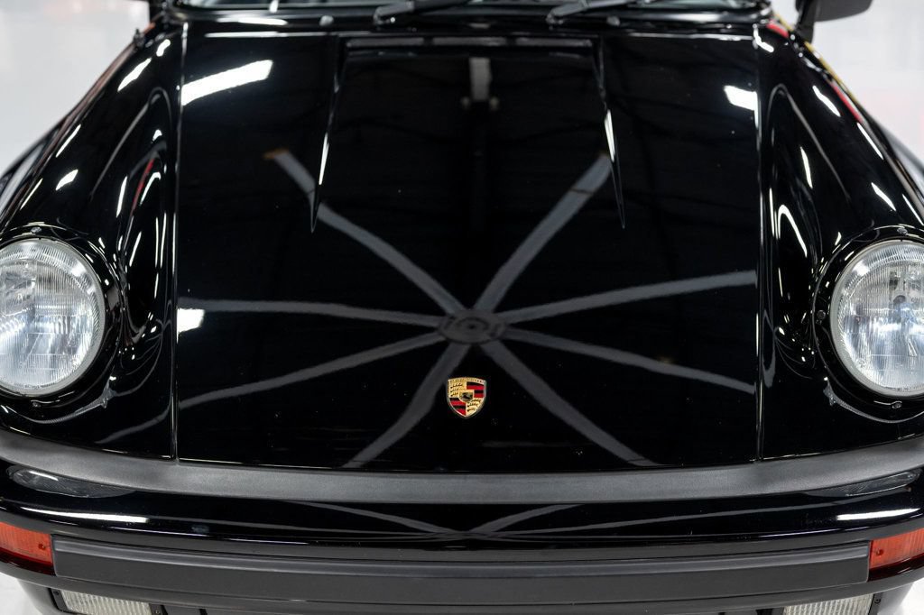 Used 1989 Porsche 911 Carrera RWD image 31