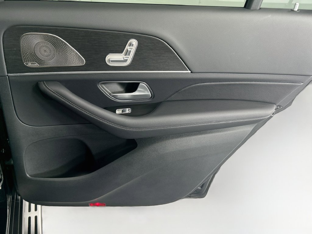 Certified 2026 Mercedes-Benz GLS 450 4MATIC image 26