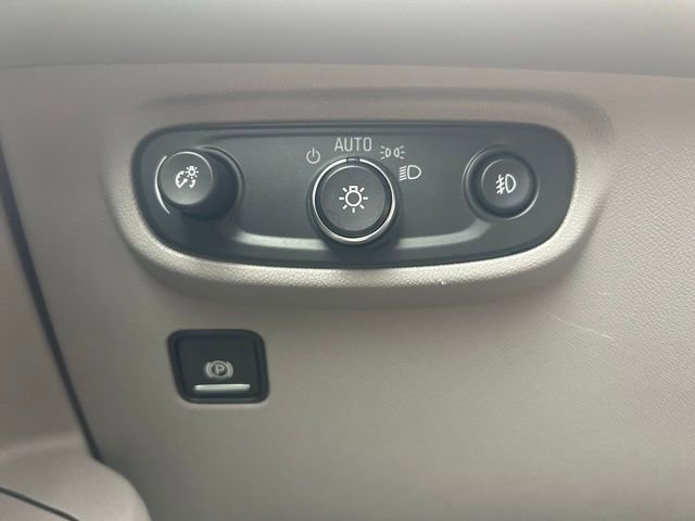 Used 2019 GMC Terrain SLT w/ Preferred Package image 29