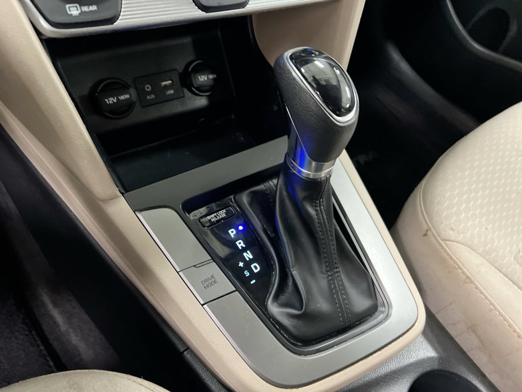 Used 2019 Hyundai Elantra SEL FWD image 17