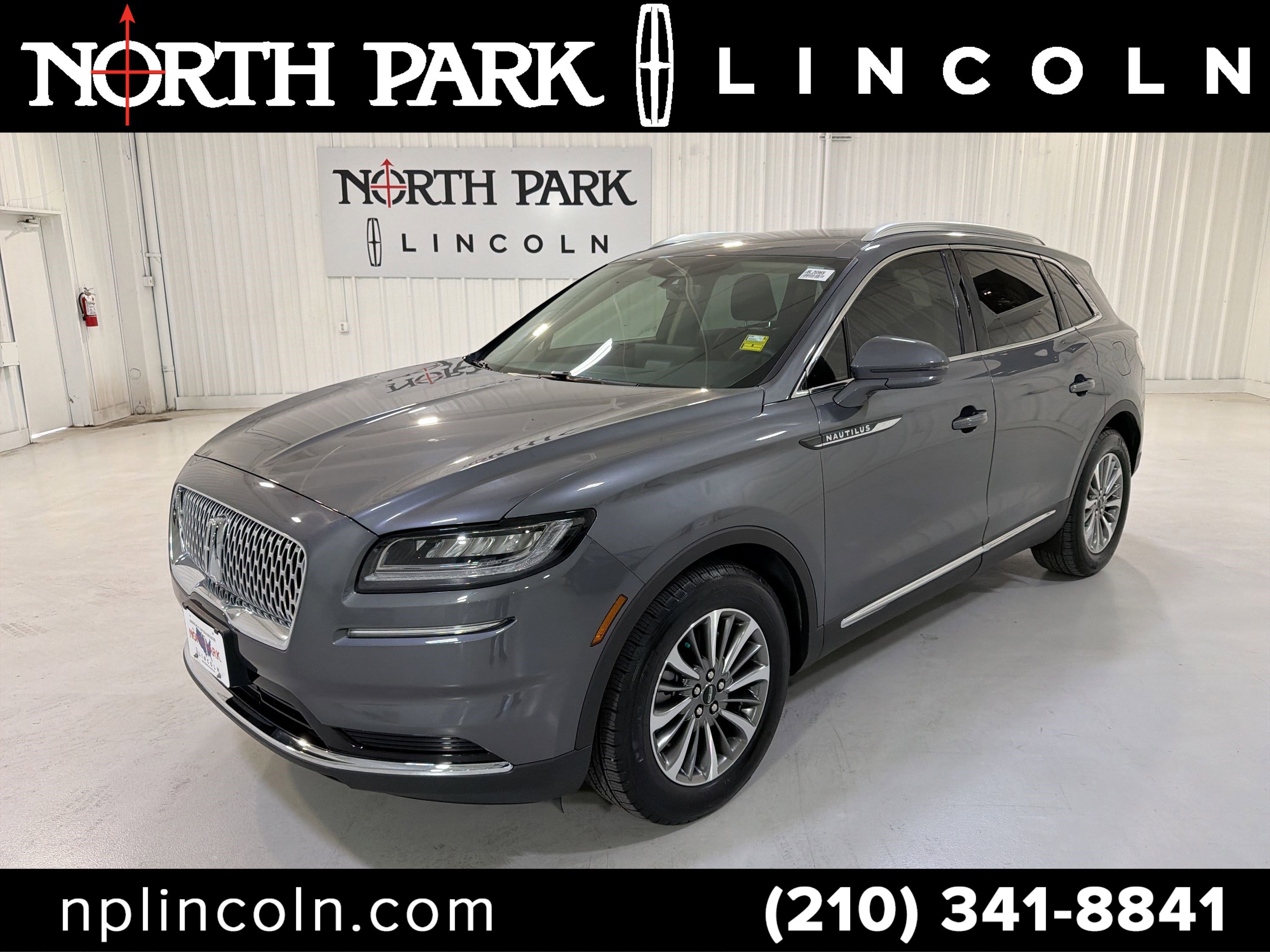 Used 2022 Lincoln Nautilus FWD w/ Premium Package image 1