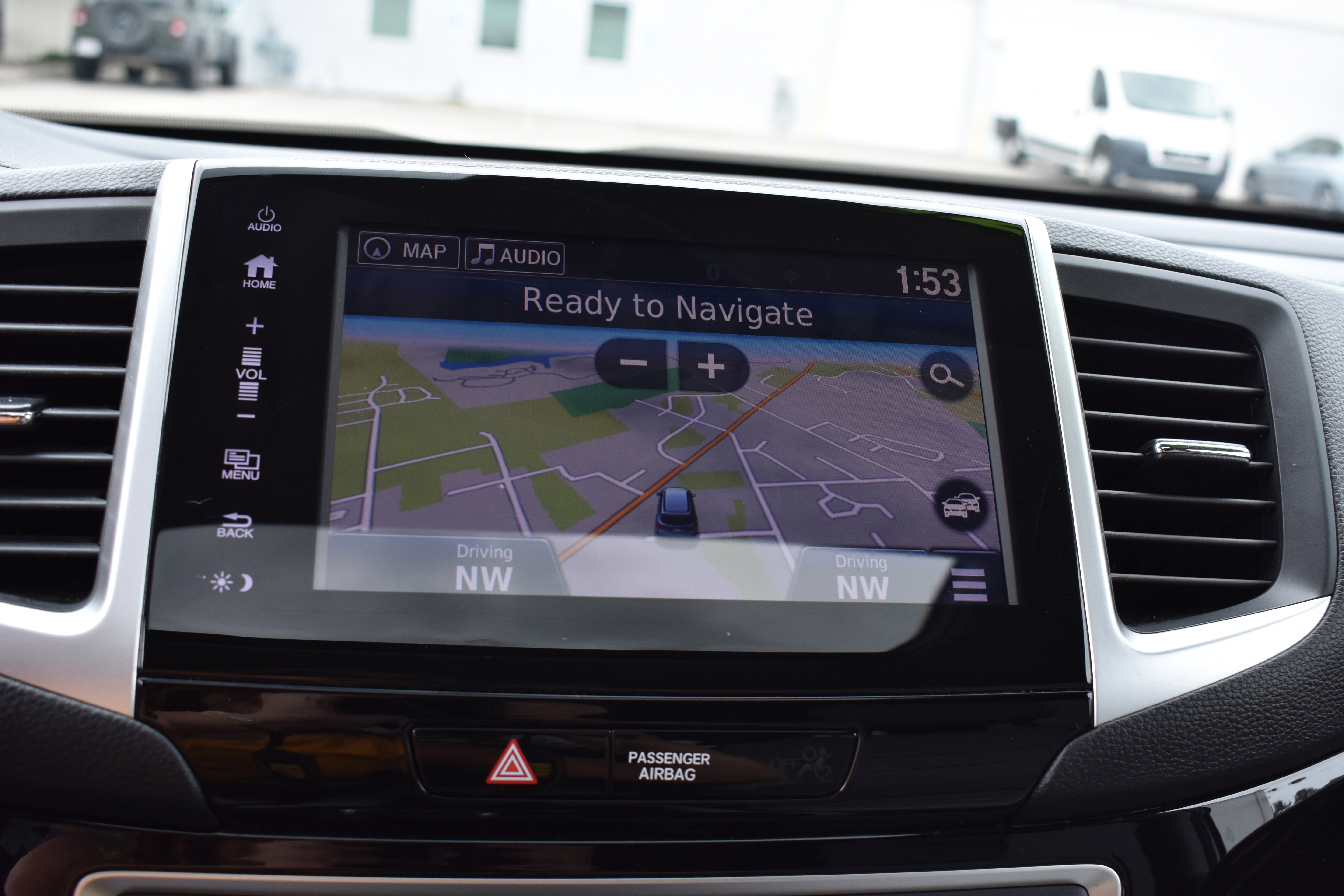 Certified 2018 Honda Pilot Touring image 19