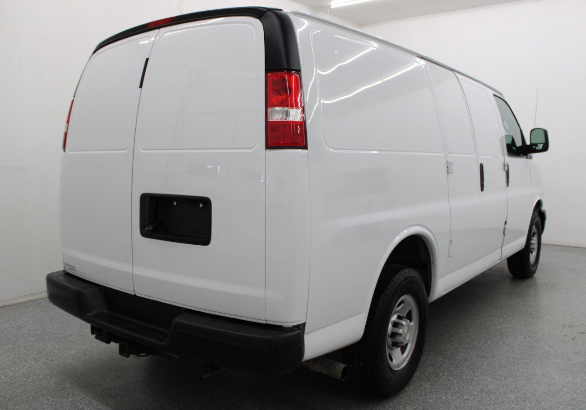 Used 2020 Chevrolet Express 2500 w/ Enhanced Convenience Package image 5