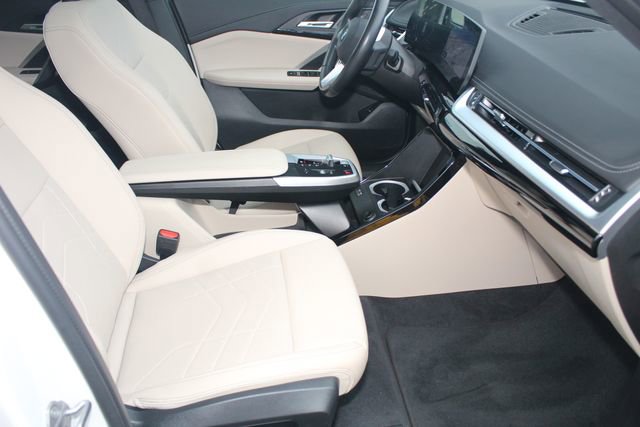 Certified 2023 BMW X1 xDrive28i w/ Convenience Package image 27