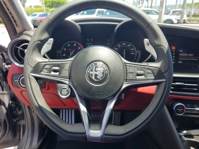 Used 2019 Alfa Romeo Giulia Ti Sport w/ Quick Order Package 22U Sport RWD image 27