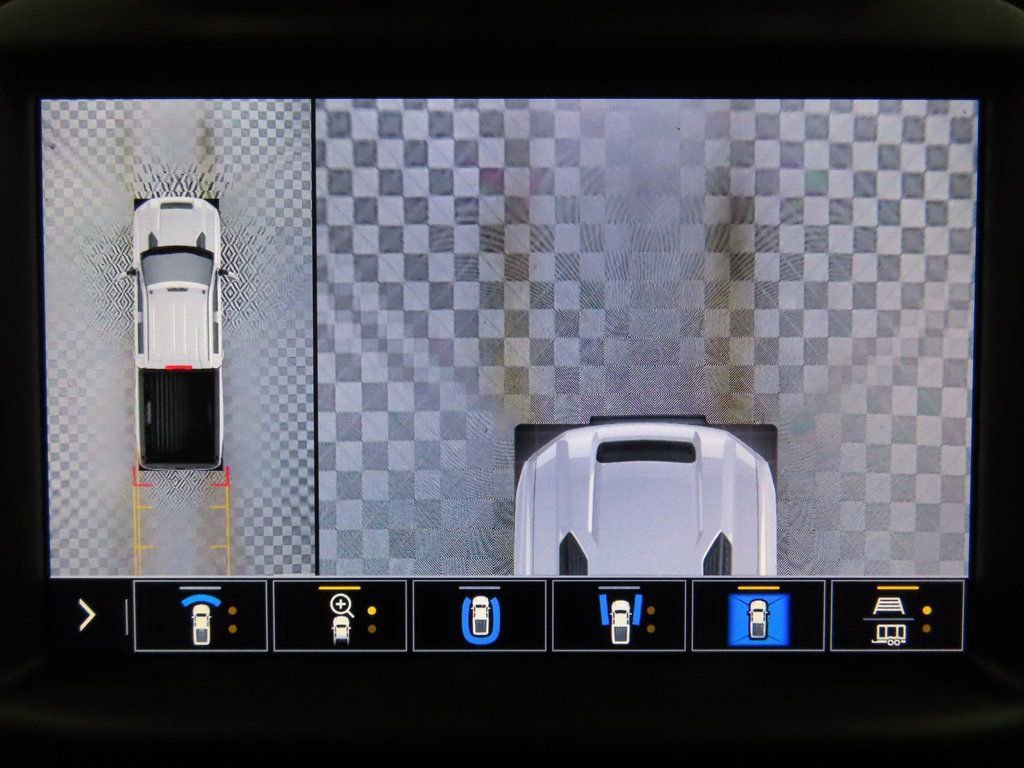 Used 2023 Chevrolet Silverado 3500 High Country w/ Z71 Off-Road Package image 18