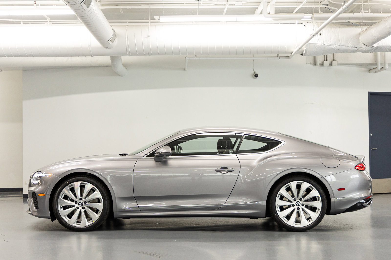 New 2026 Bentley Continental GT AWD/4WD image 2