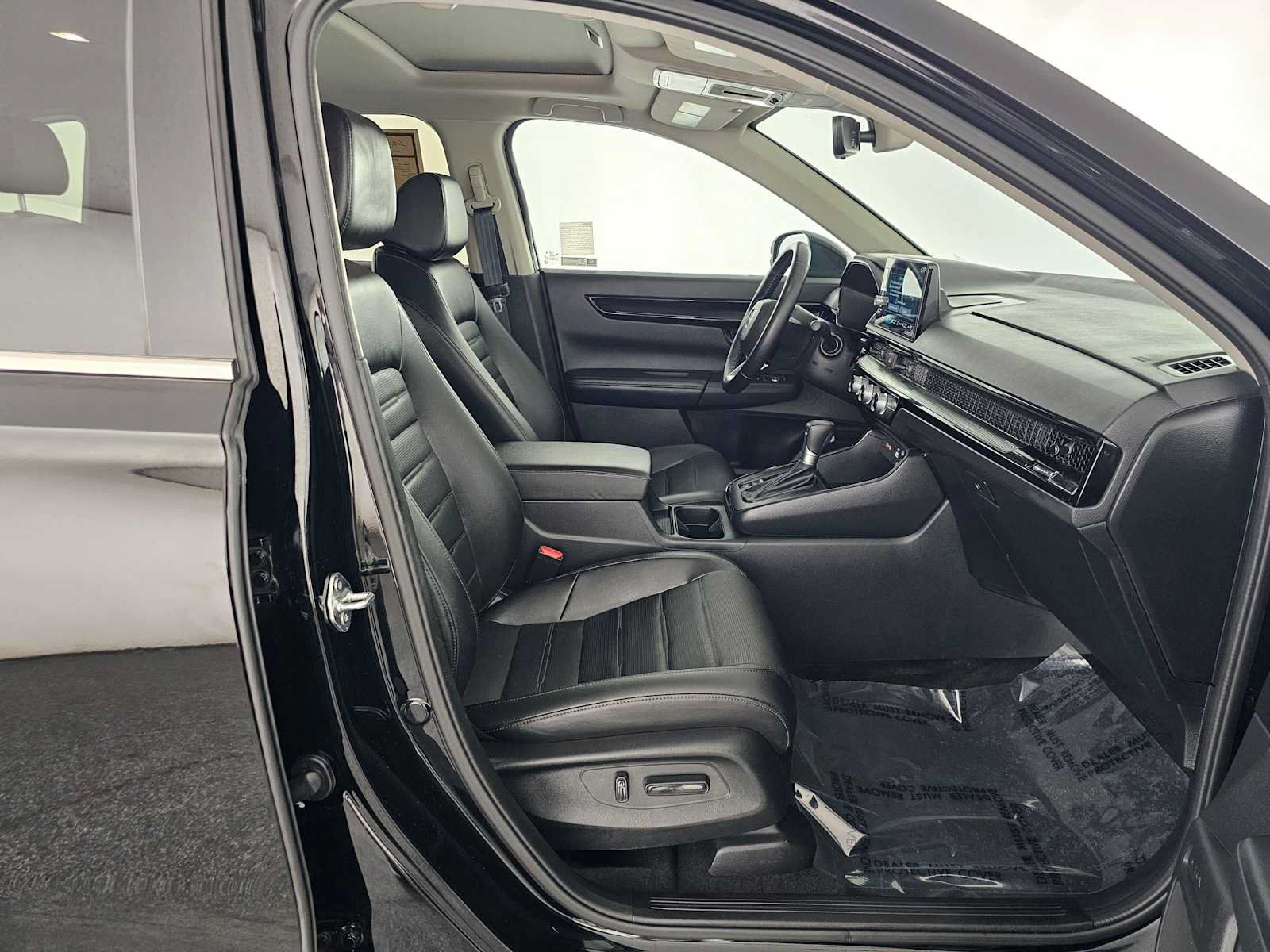 Used 2025 Honda CR-V EX-L image 10