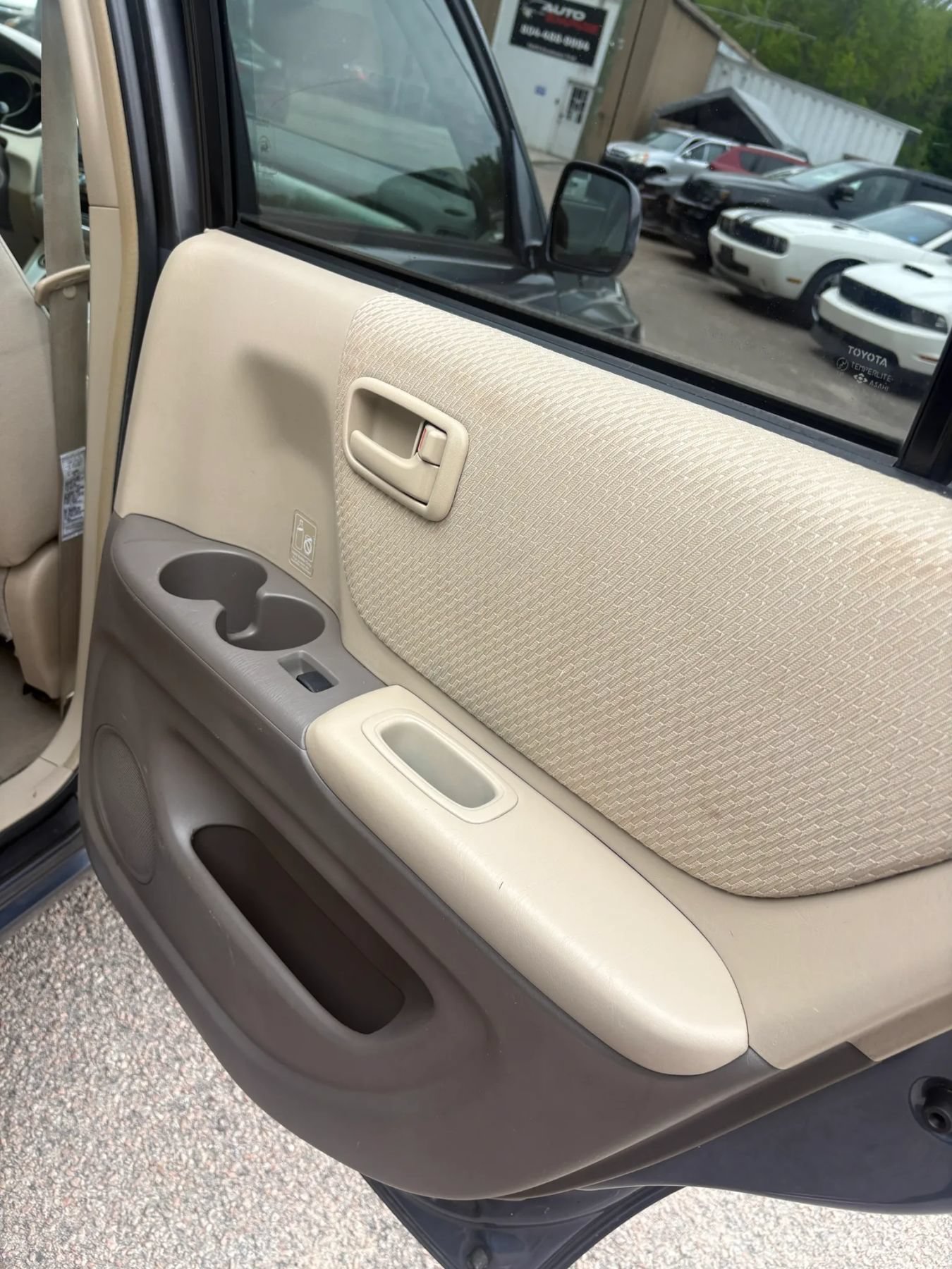 Used 2004 Toyota Highlander 2WD image 30