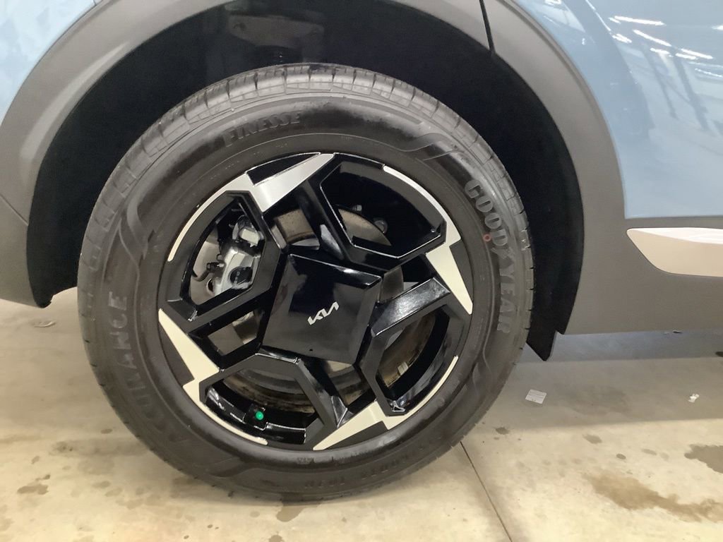 Certified 2026 Kia Sportage EX AWD/4WD image 25