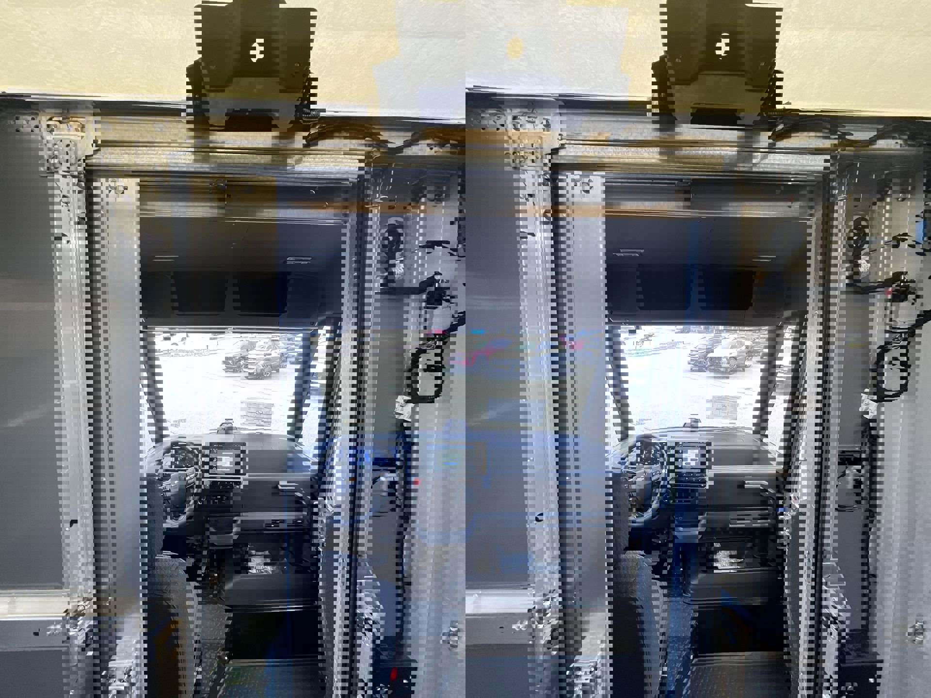 New 2025 Chevrolet Brightdrop 400 image 58