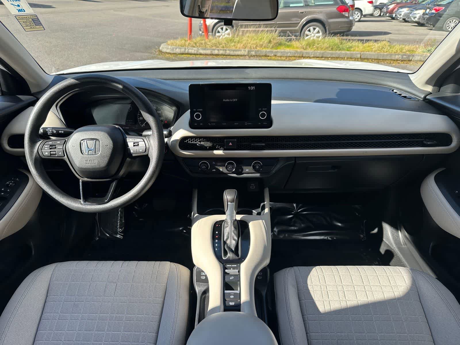 Used 2024 Honda HR-V LX image 9