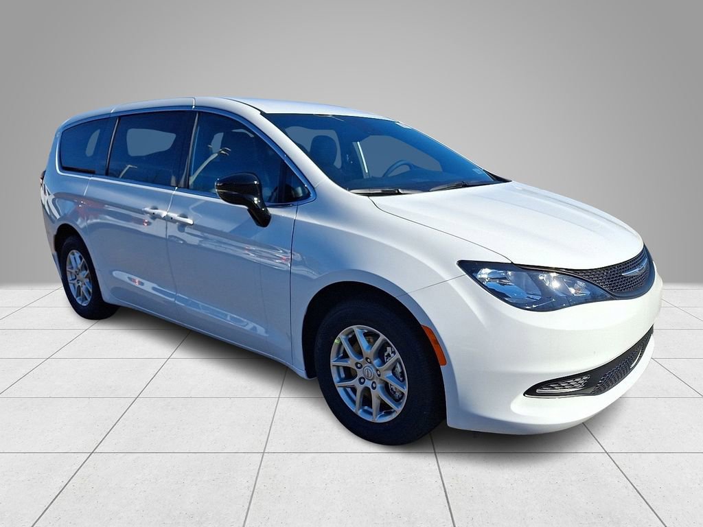 New 2026 Chrysler Voyager LX FWD image 3