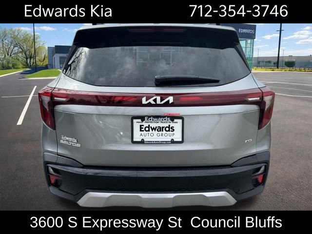 New 2026 Kia Seltos EX AWD/4WD image 11