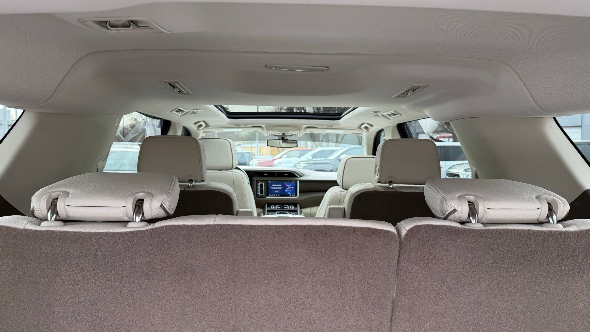 Used 2021 GMC Yukon XL Denali image 27