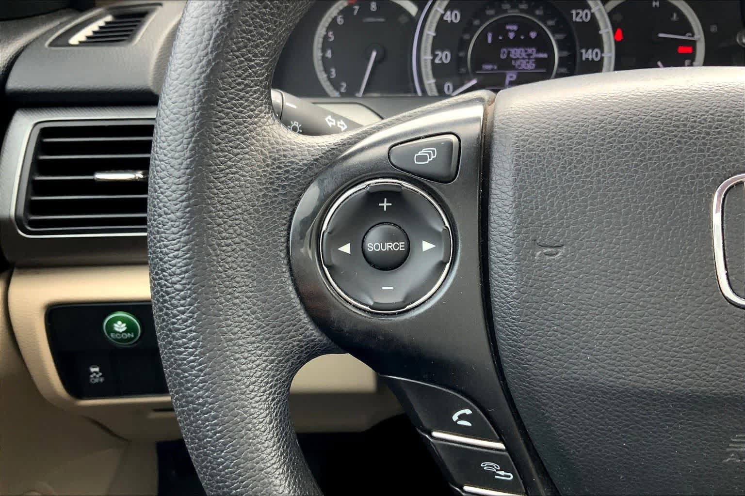 Used 2015 Honda Accord LX image 24