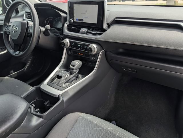 Used 2025 Toyota RAV4 XLE w/ Convenience Package FWD image 33