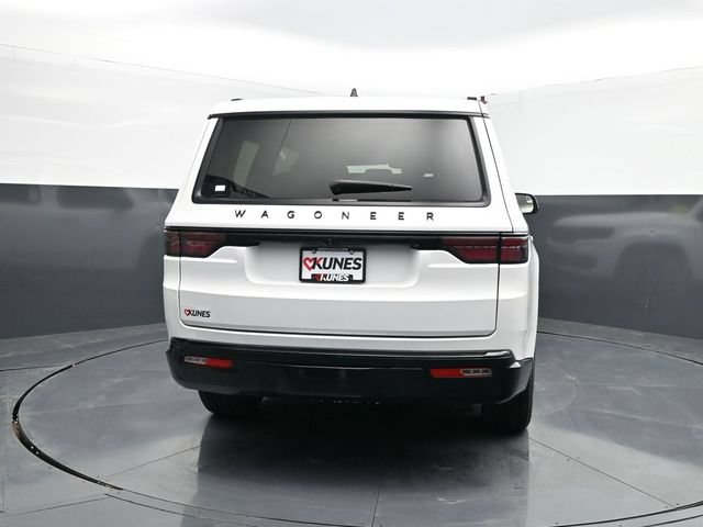 Used 2024 Jeep Wagoneer Series II AWD/4WD image 8