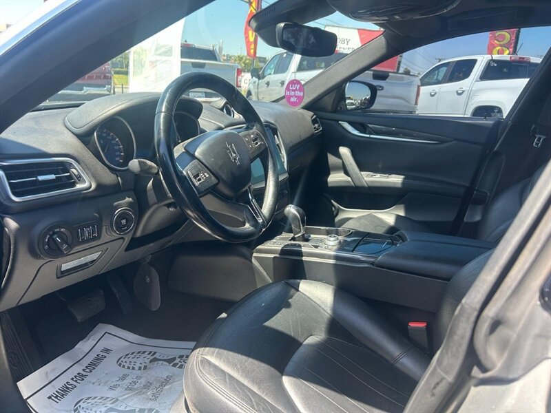 Used 2017 Maserati Ghibli RWD image 11