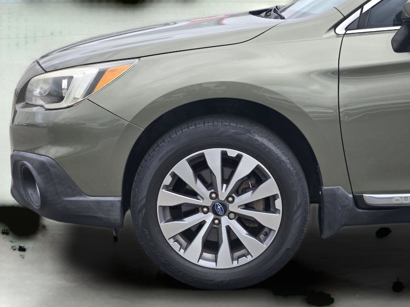 Used 2017 Subaru Outback 2.5i Touring w/ Popular Package #5A AWD/4WD image 9