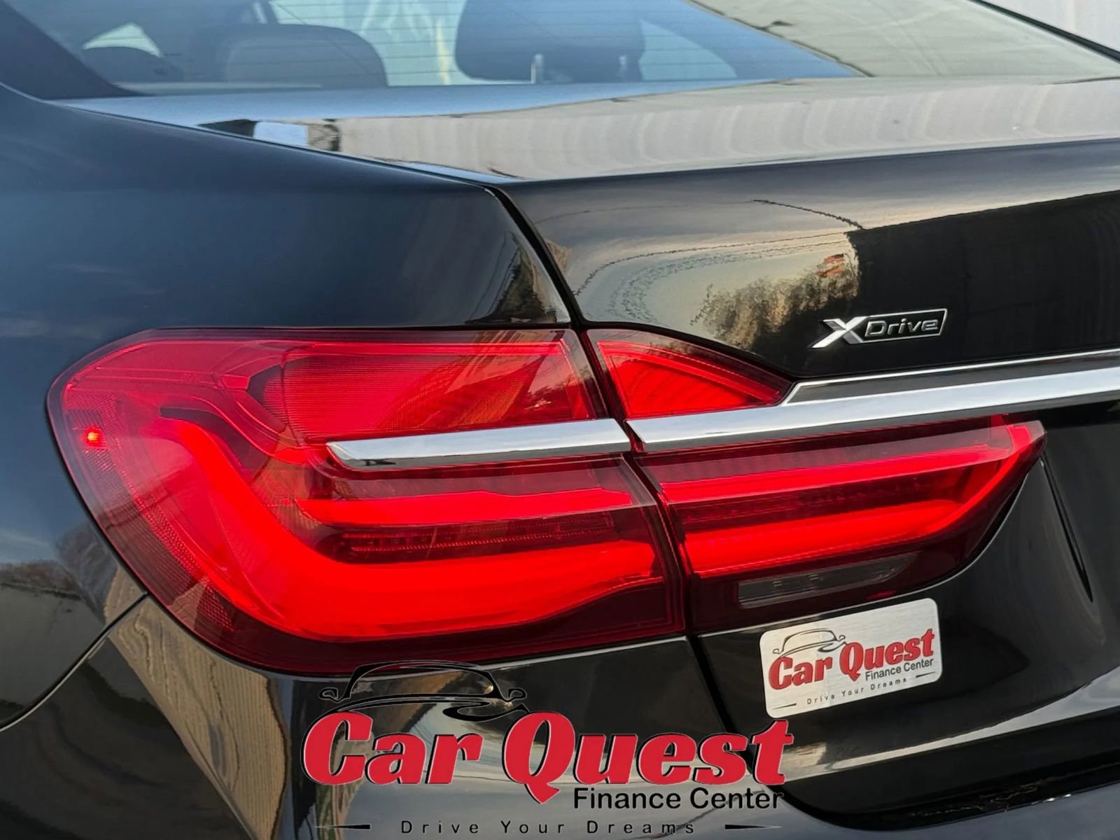 Used 2018 BMW 750i xDrive image 29