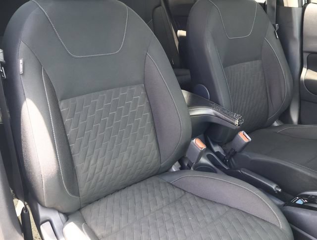 Used 2022 Nissan Kicks S FWD image 15