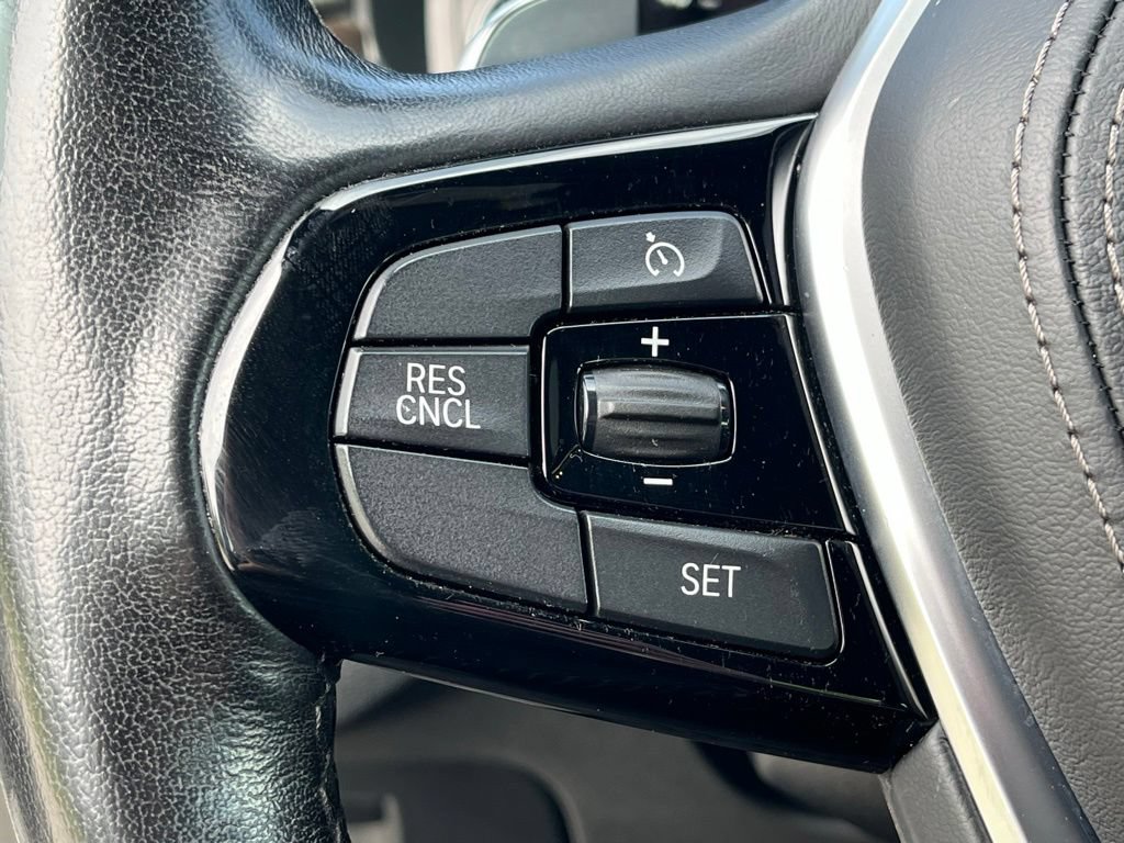 Used 2018 BMW 530i xDrive AWD/4WD image 31