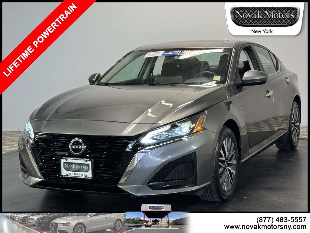 Used 2024 Nissan Altima 2.5 SV w/ SV Premium Package AWD/4WD image 4