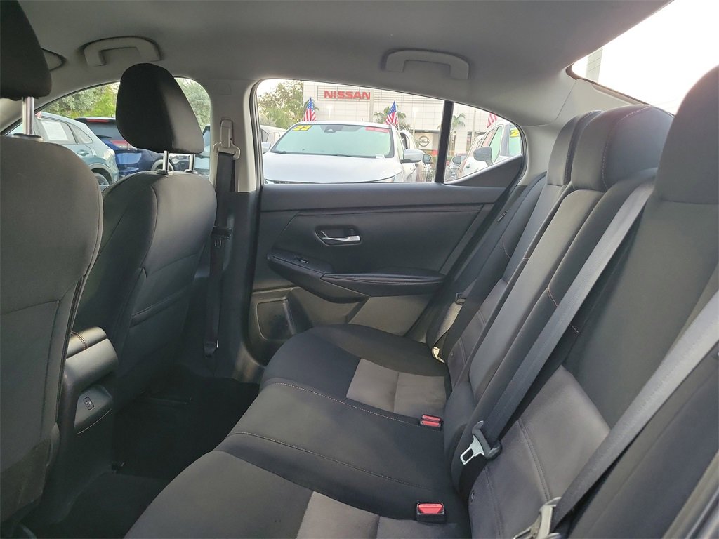 Used 2023 Nissan Sentra SR w/ Trunk Package image 7