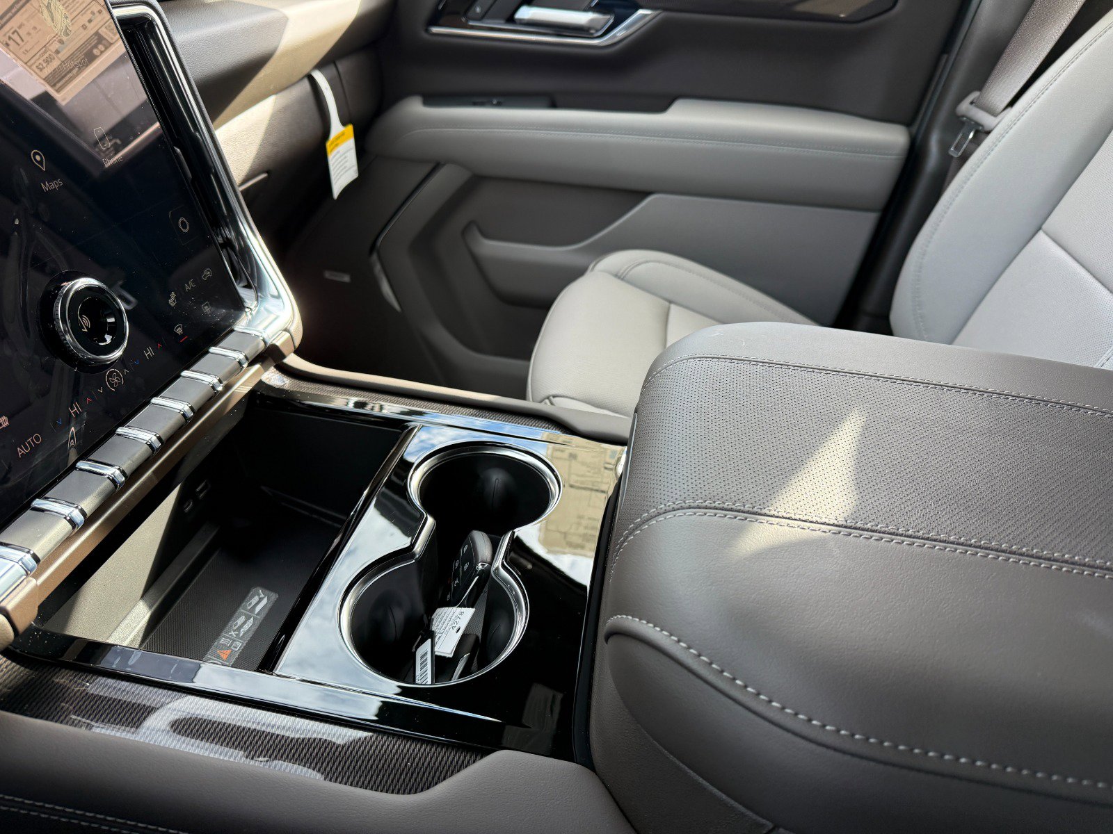 New 2026 GMC Yukon Elevation image 35