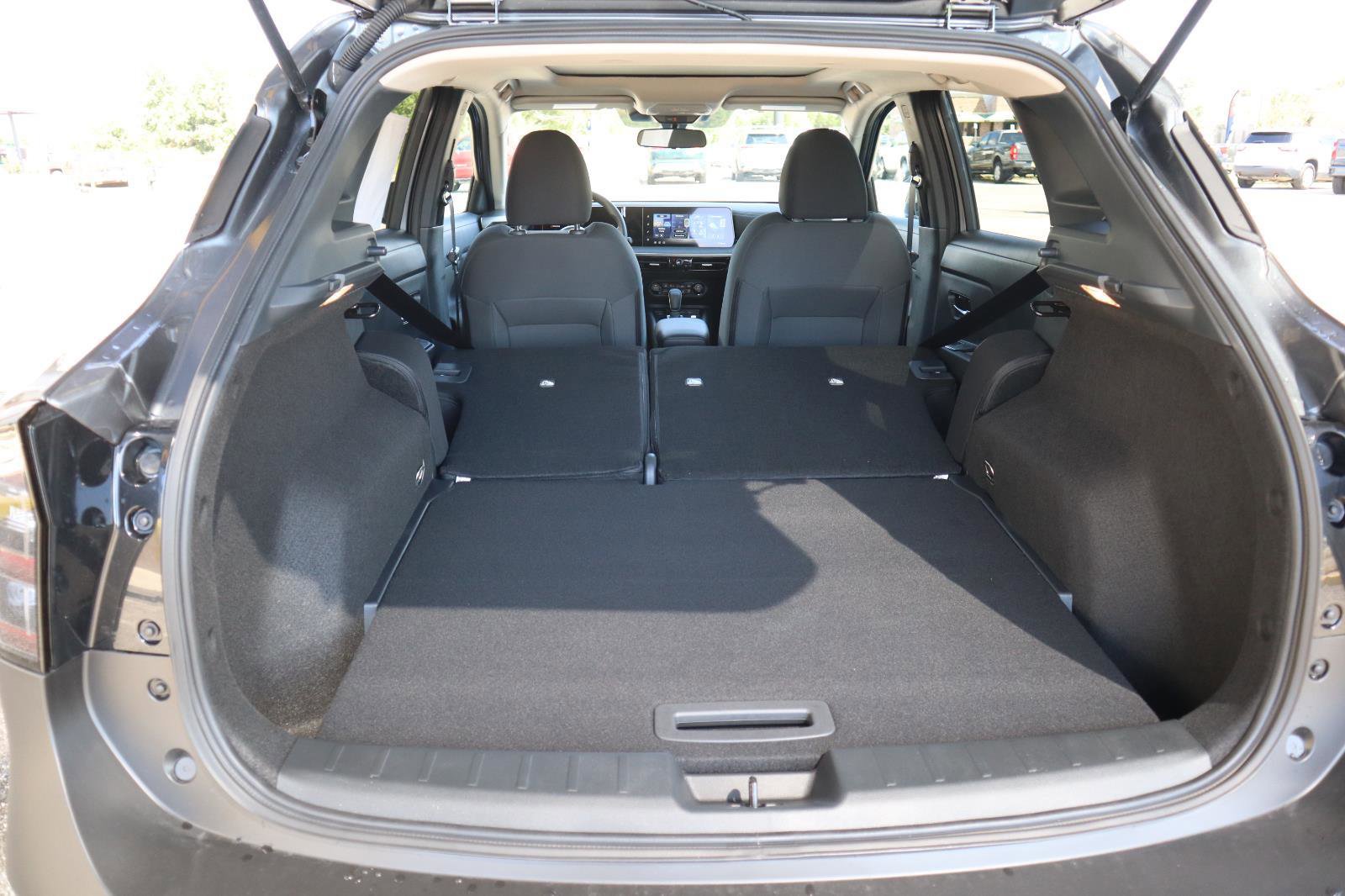 New 2026 Nissan Kicks SV w/ SV Premium Package image 35