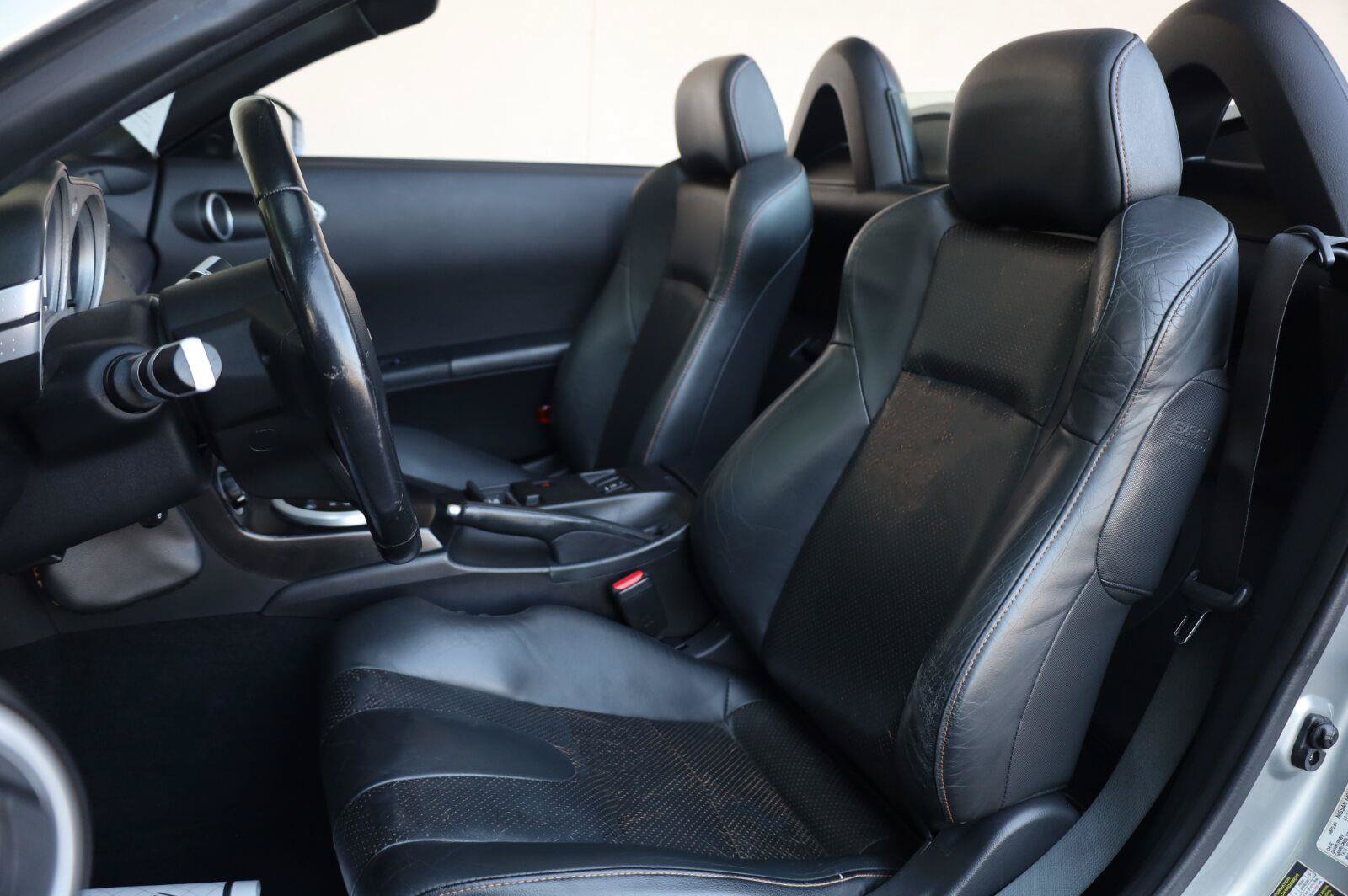 Used 2004 Nissan 350Z Touring RWD image 22