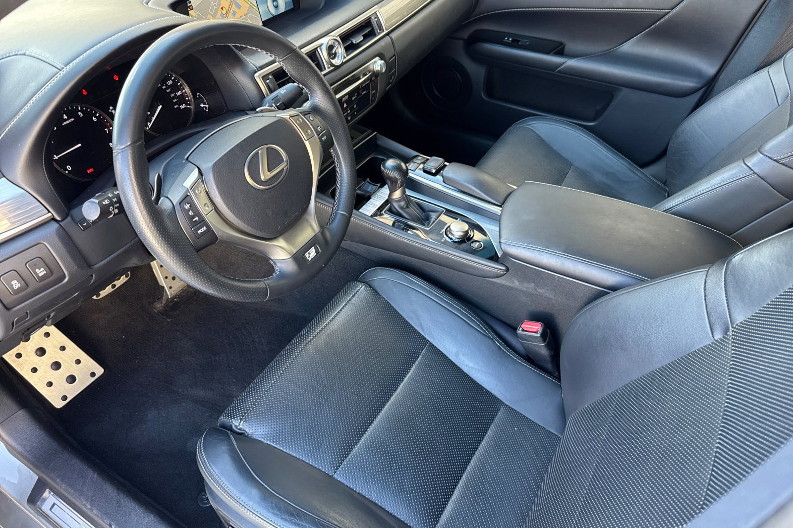 Used 2015 Lexus GS 350 w/ F Sport Package RWD image 4